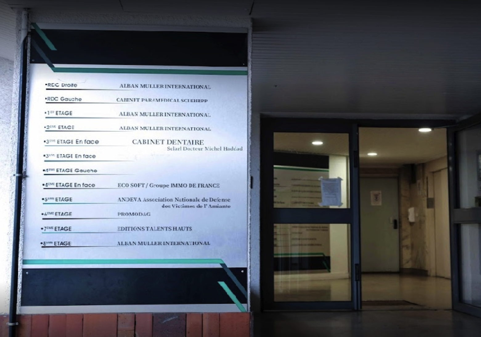 Immeuble du cabinet dentaire